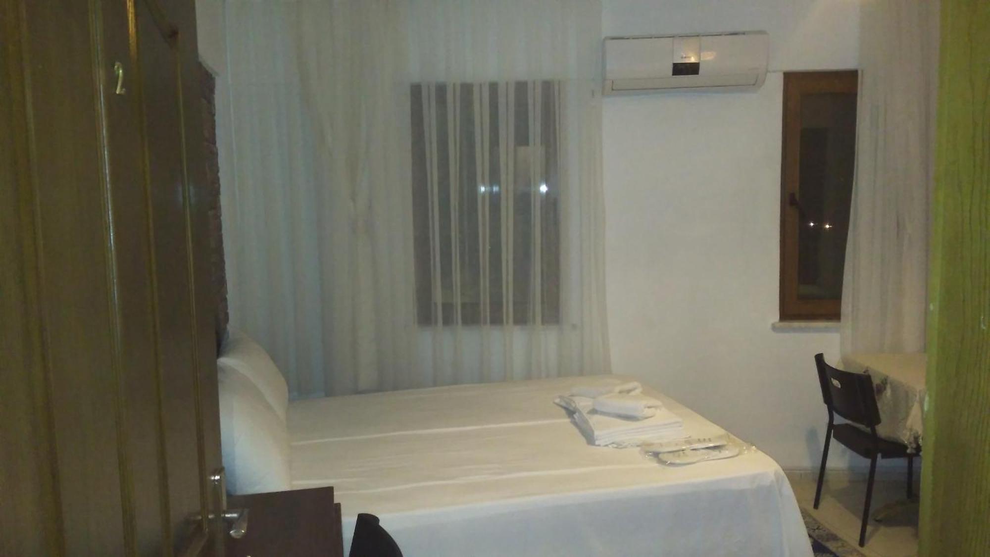 Adali Guest House Τένεδος Δωμάτιο φωτογραφία