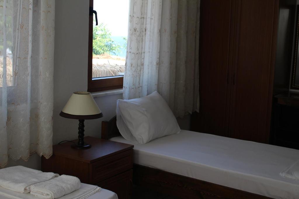 Adali Guest House Τένεδος Δωμάτιο φωτογραφία